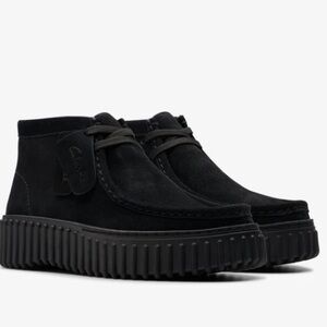 CLARKS Women’s Torhill Moss Black Seude